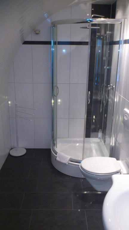 Hotel Am Rosenplatz,24 Stunden Check In, Kostenfreie Parkplaetze Brechtorf Экстерьер фото